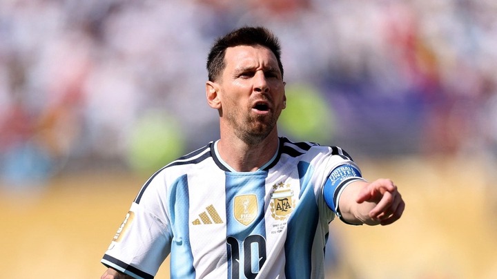 « Seuls les lâches jouent en reculant » : le discours marquant de Messi et Martinez lors de la finale contre l’Espagne