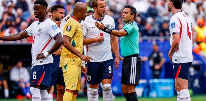 Angleterre-Ghana, un véritable scandale arbitral dénoncé