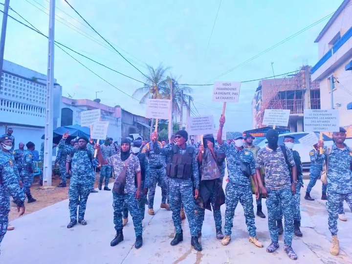 Affaires maritimes : 31 agents condamnés à un an de prison après la grève du SYNABEPAM