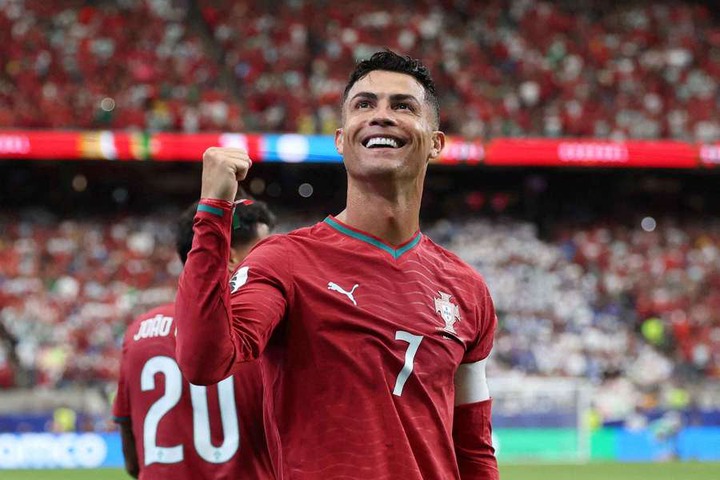 Le Portugal et Cristiano Ronaldo haussent le ton et s'imposent face à l'Ouzbékistan
