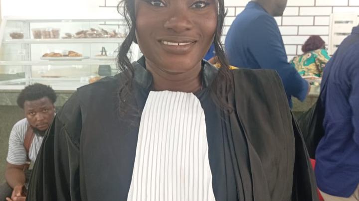 Soutenance de thèse : Carine Christiane Koné devient docteure en grammaire et linguistique avec une thèse saluée « très honorable »